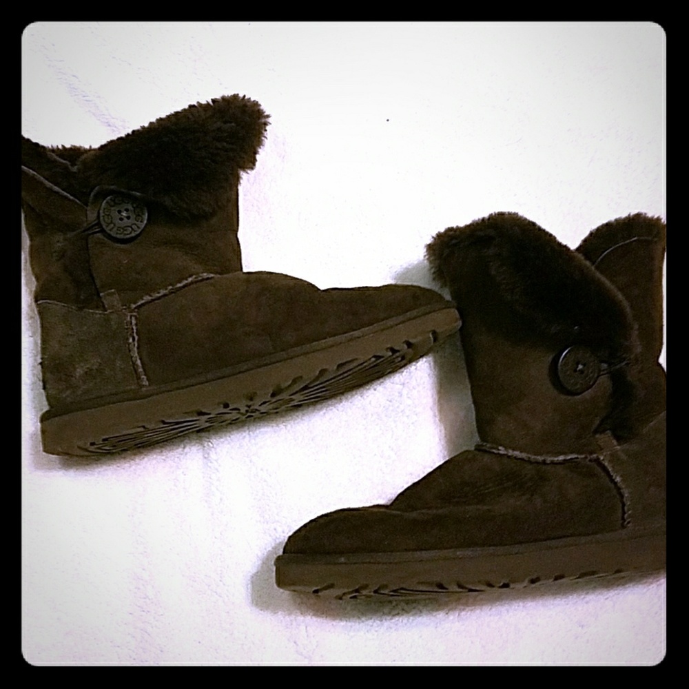 Chocolate Brown Bailey Button Ugg Boots